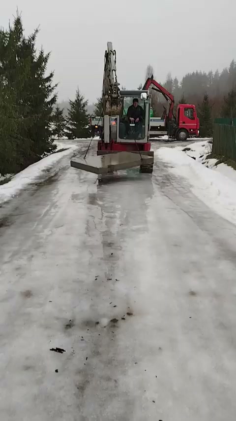 Подъезд техники к участку для монтажа газгольдера